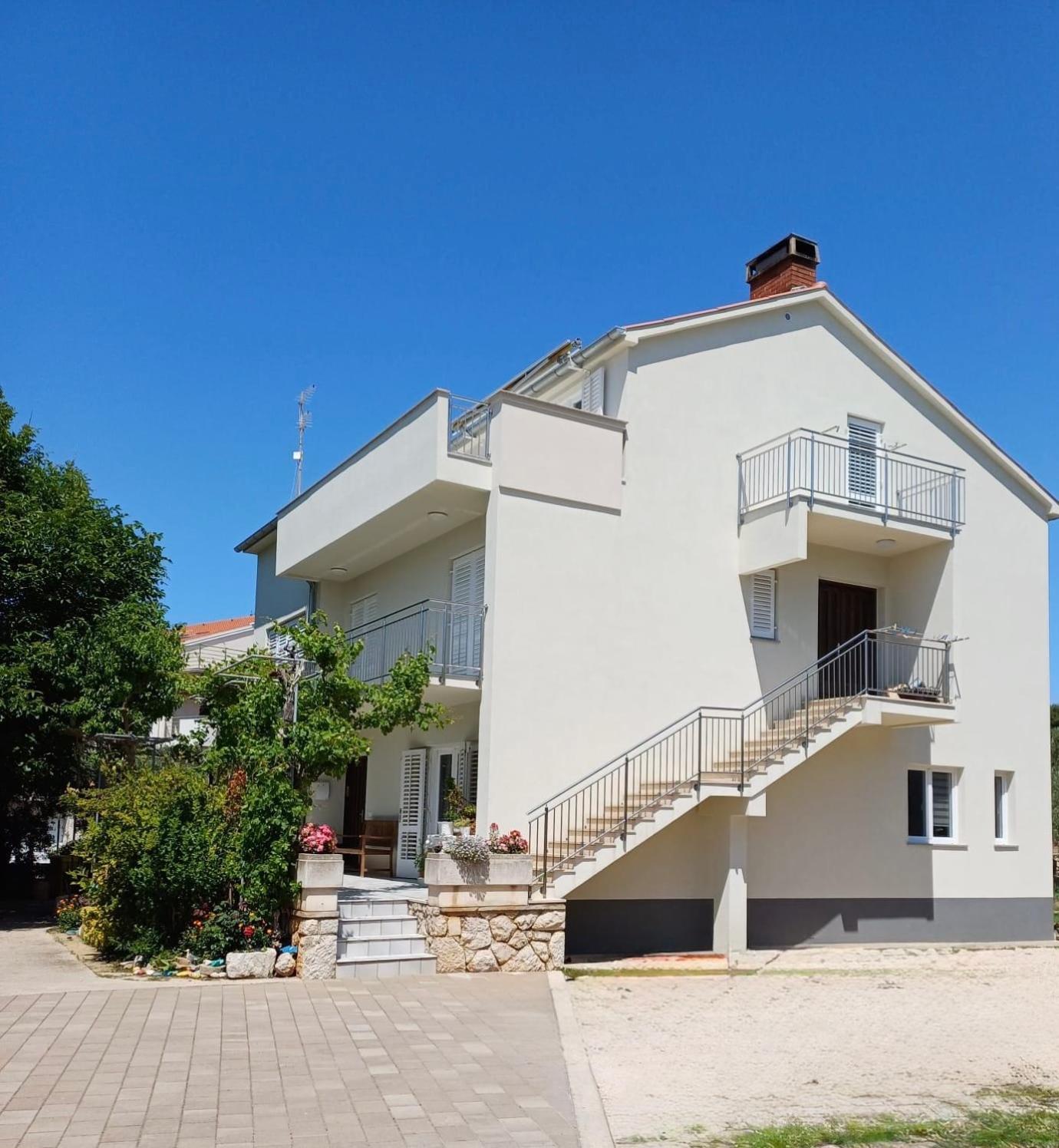 Apartment Vidas Novalja Exterior photo