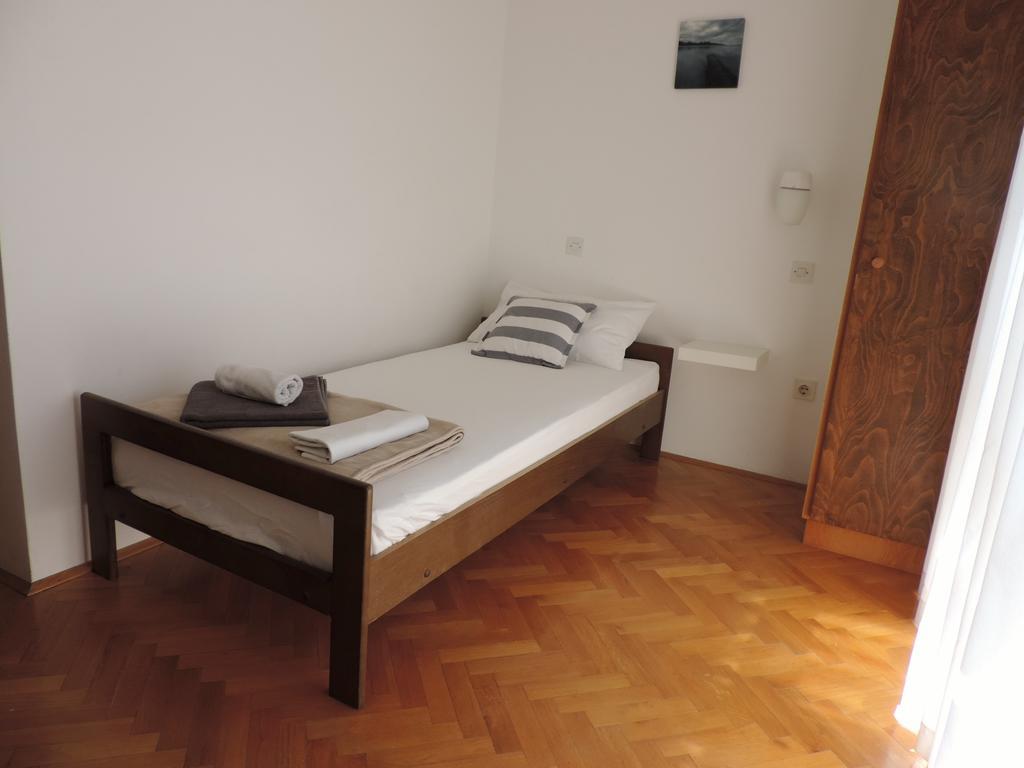 Apartment Vidas Novalja Exterior photo